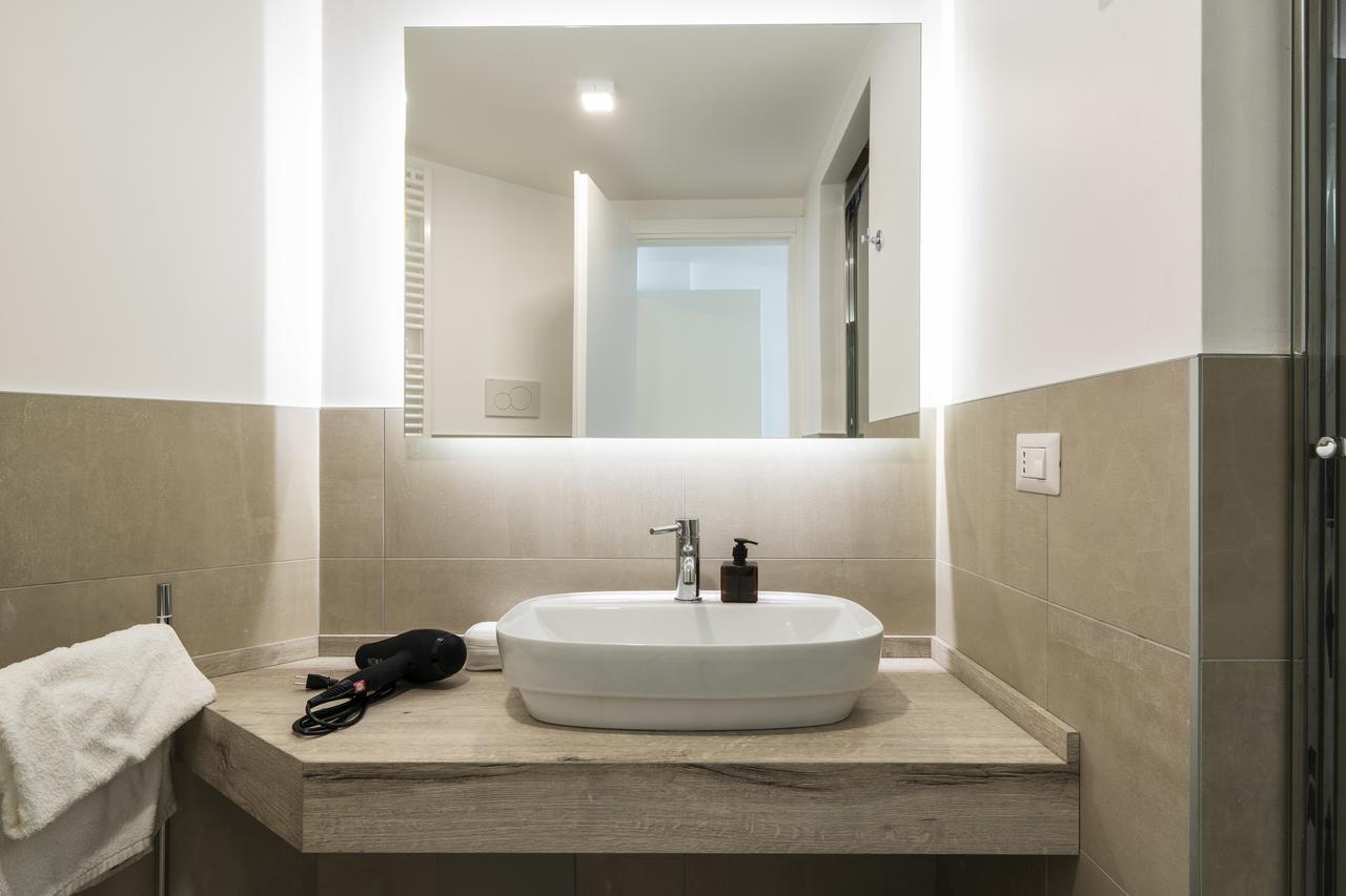 Residenza Cornaggia Apartment Milano Exterior foto