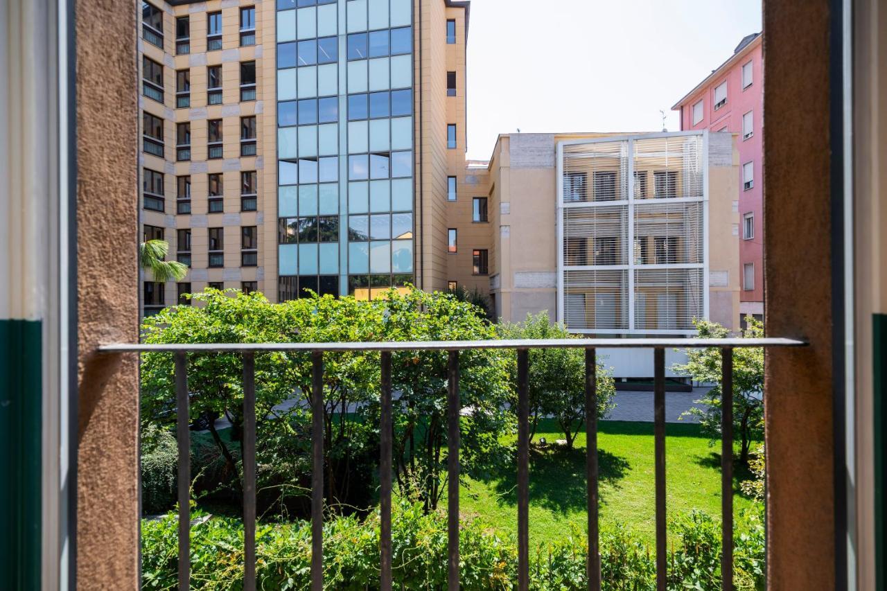 Residenza Cornaggia Apartment Milano Exterior foto