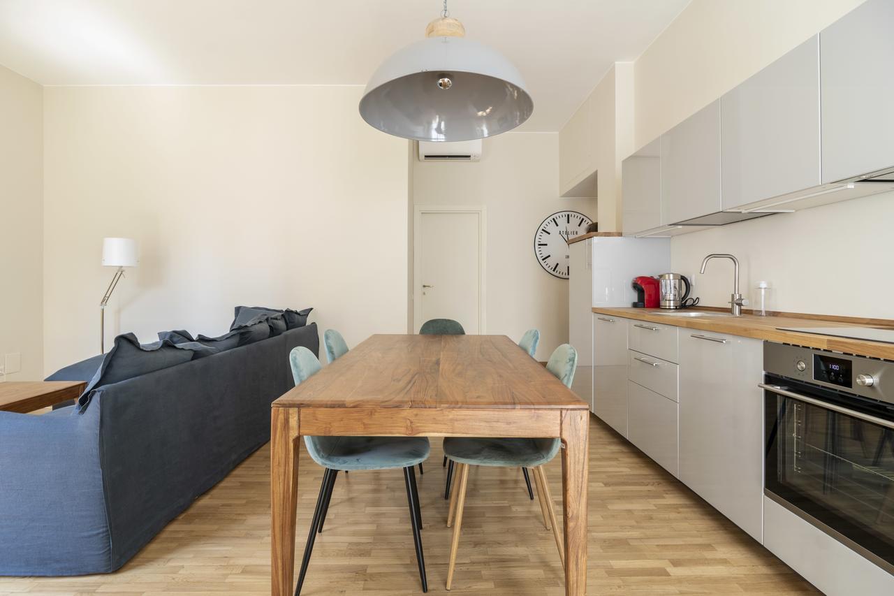 Residenza Cornaggia Apartment Milano Exterior foto