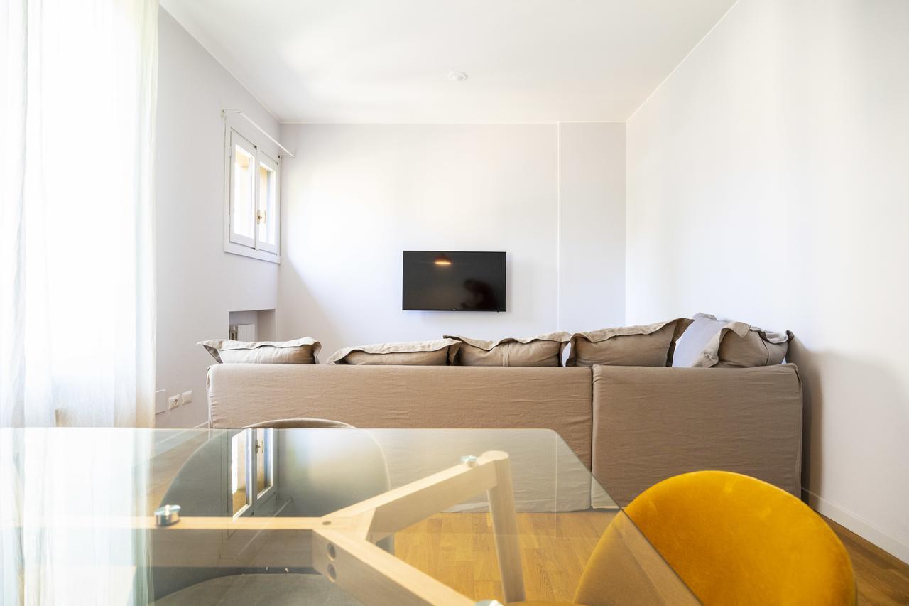 Residenza Cornaggia Apartment Milano Exterior foto